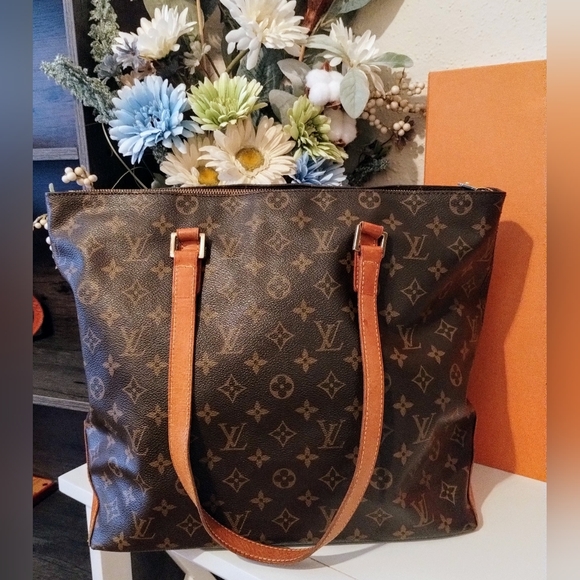 Louis Vuitton Handbags - Louis Vuitton Cabas Mezzo TH0016